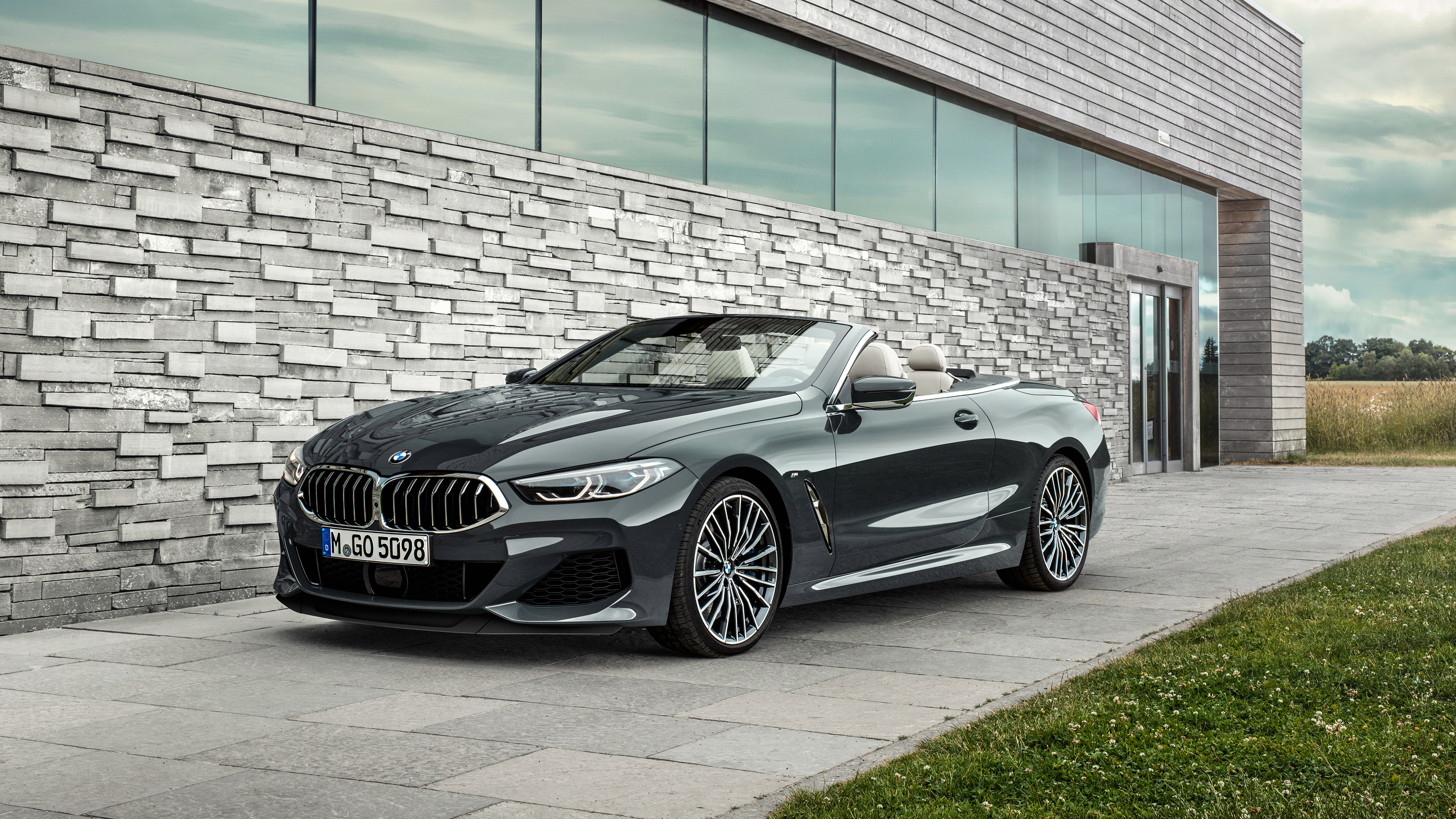 Бмв 2019 года. BMW m850i XDRIVE. BMW m850i XDRIVE Cabrio. BMW 8, m850i XDRIVE. BMW m850i XDRIVE Convertible.