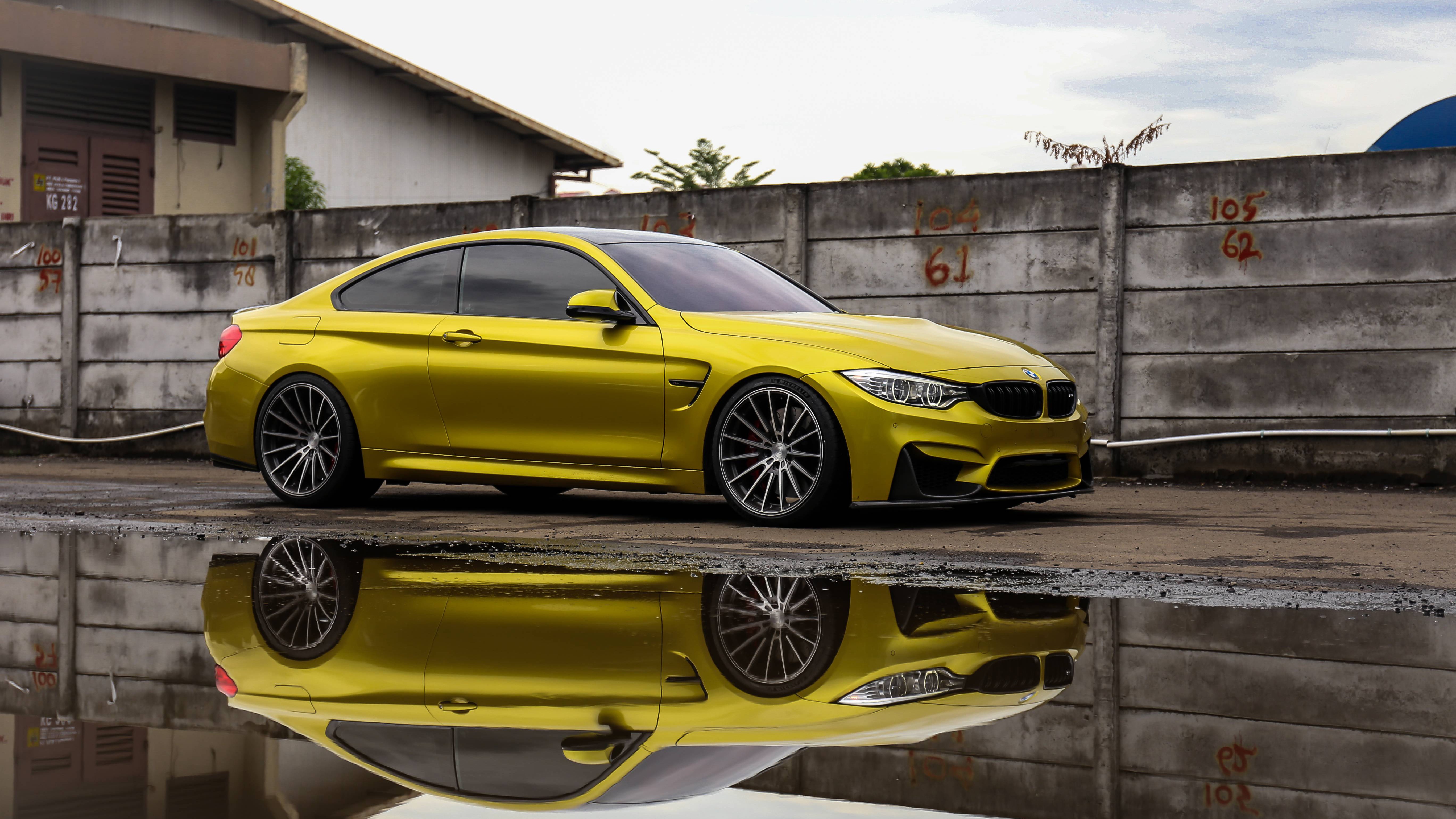 BMW m5 f10 Yellow