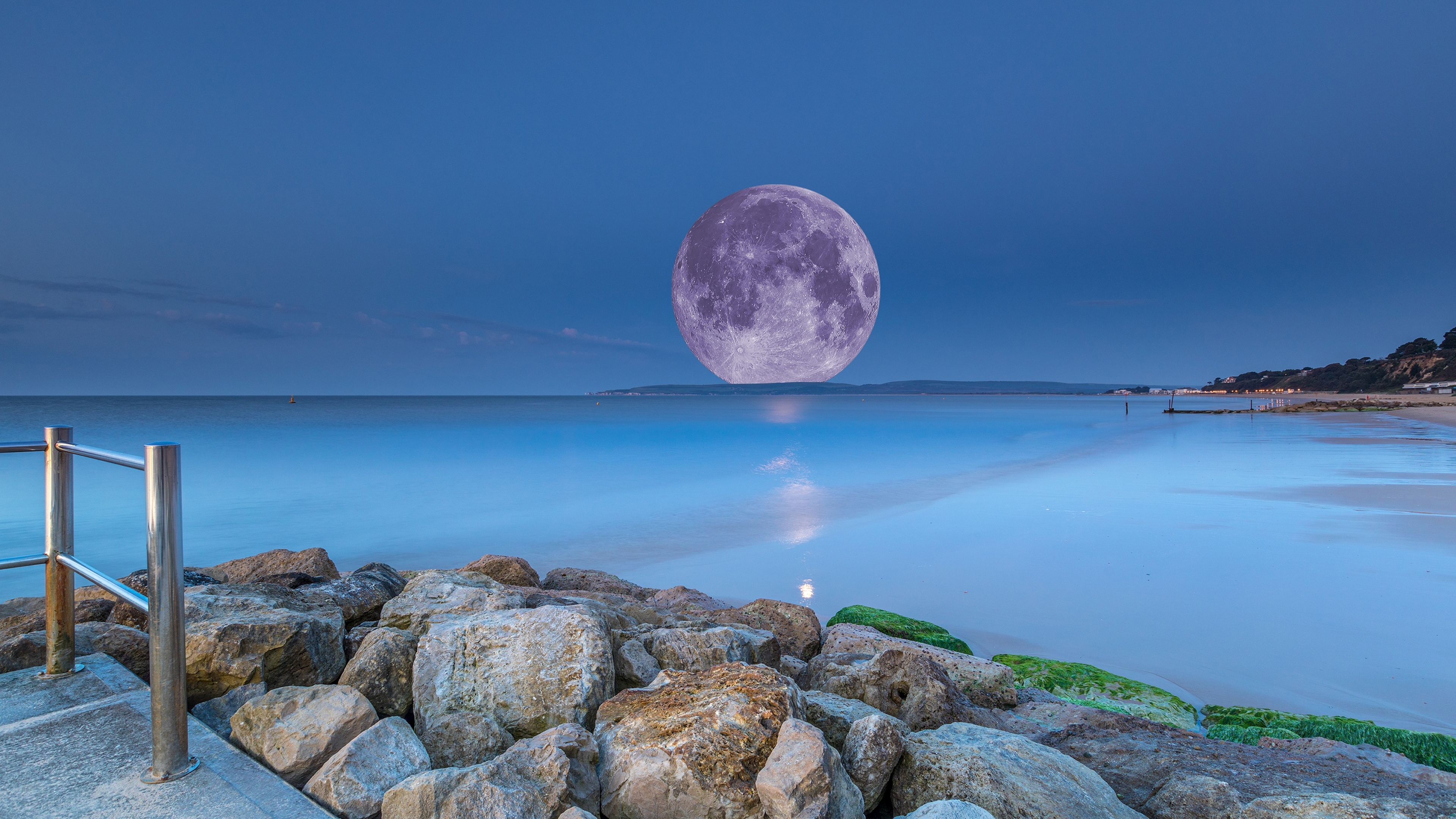 Камни солнца и луны. Красивая Луна. Луна и море. Полнолуние. Ночь Луна море.