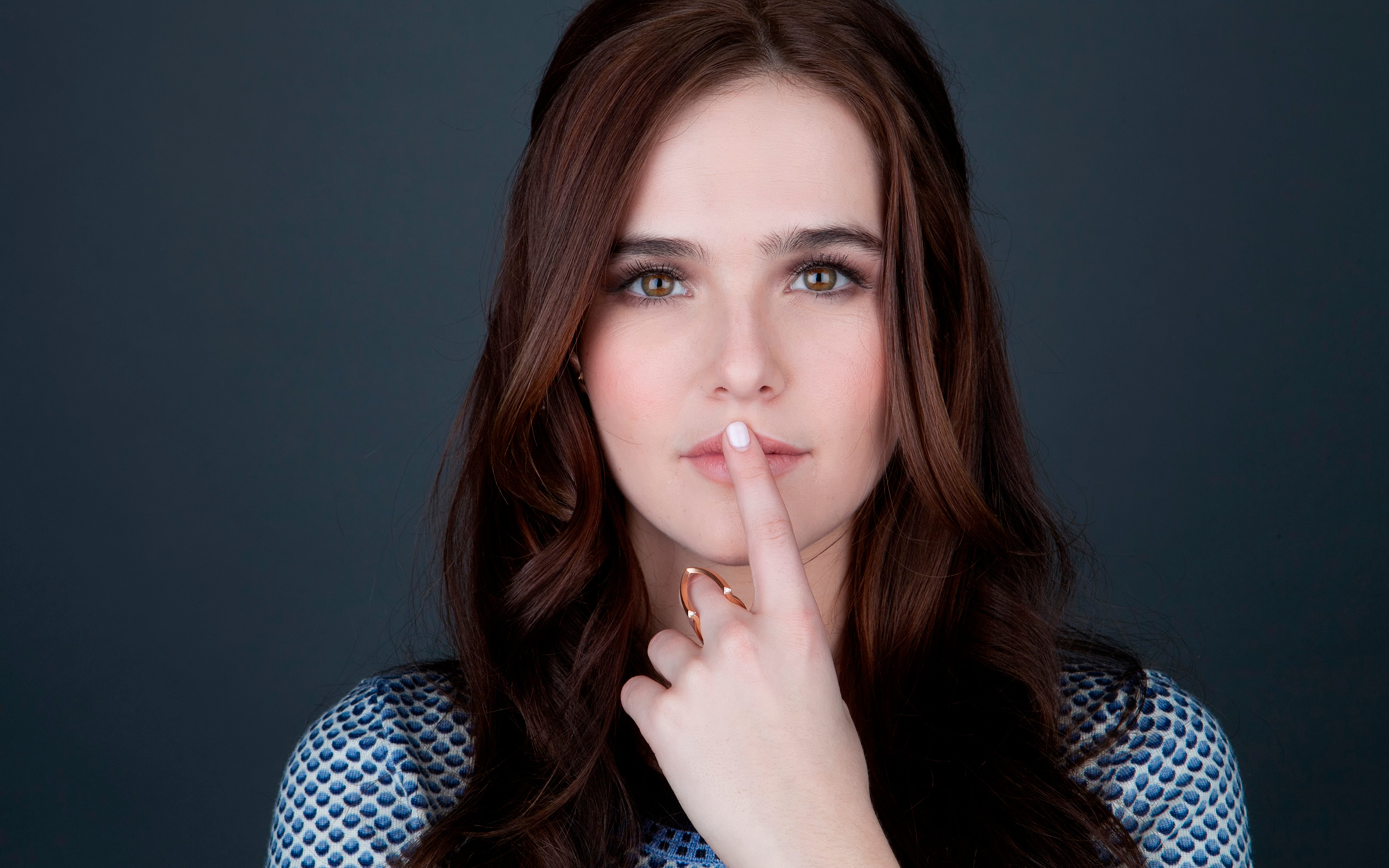 Зои дойч фото. Зои Дойч. Зои Дойч Zoey Deutch. Зои Дойч 2020.