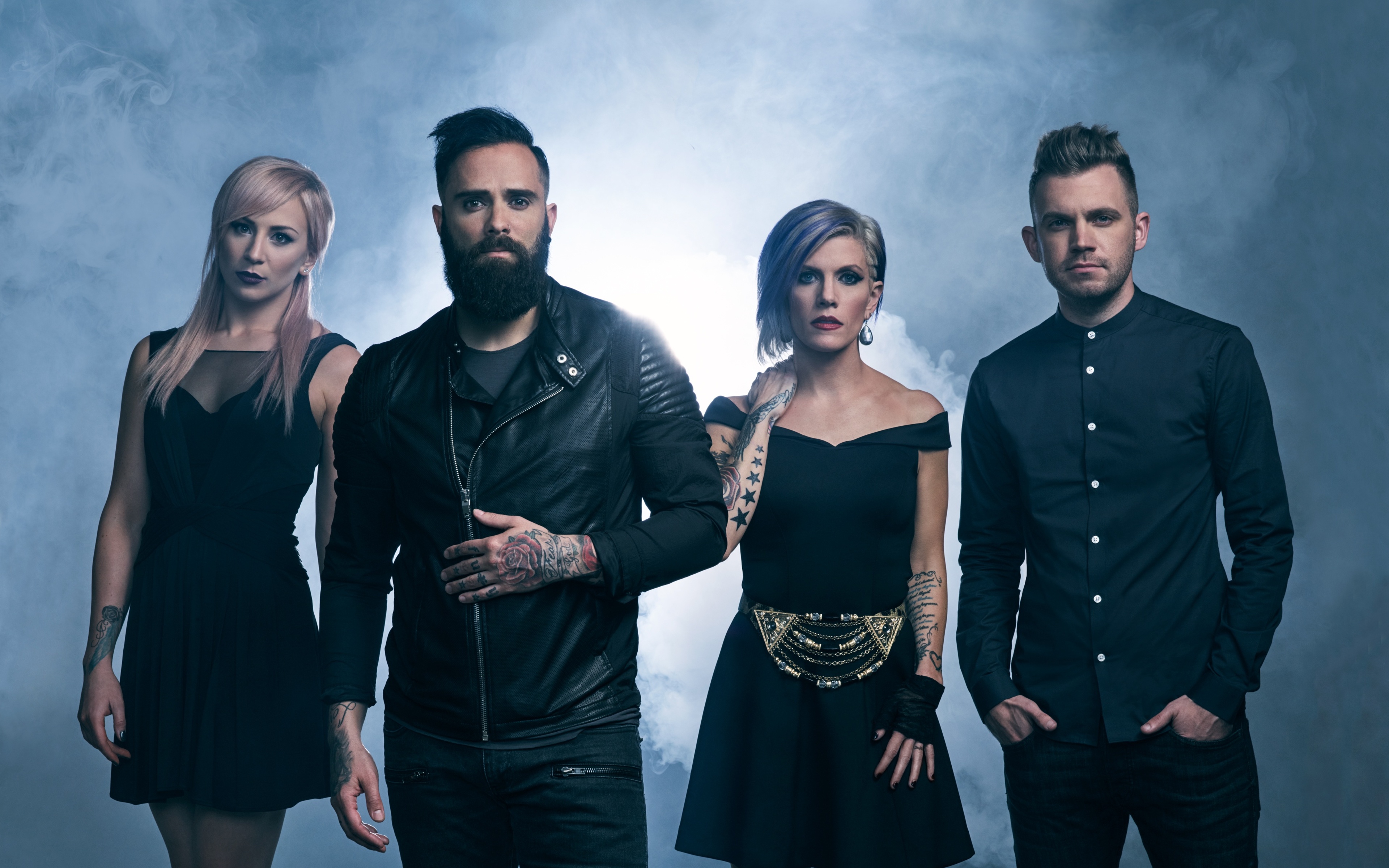 Skillet перевод. Группа Skillet. Группа Скиллет 2022. Группа Skillet 2020. Скайлет группа 2019.