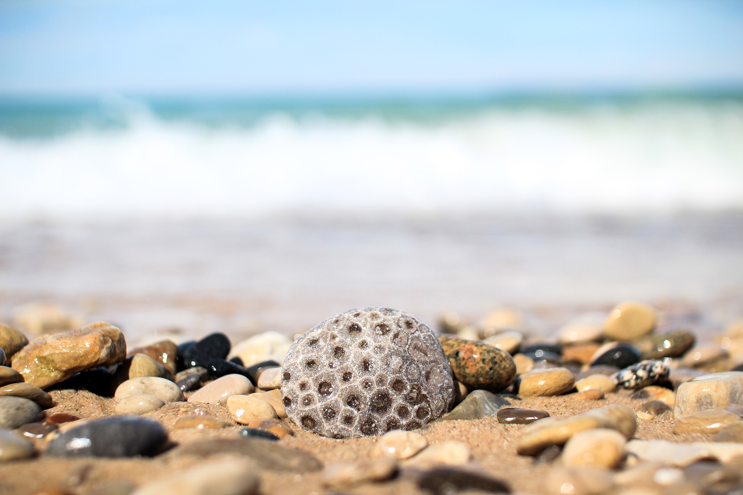 море песок камни
