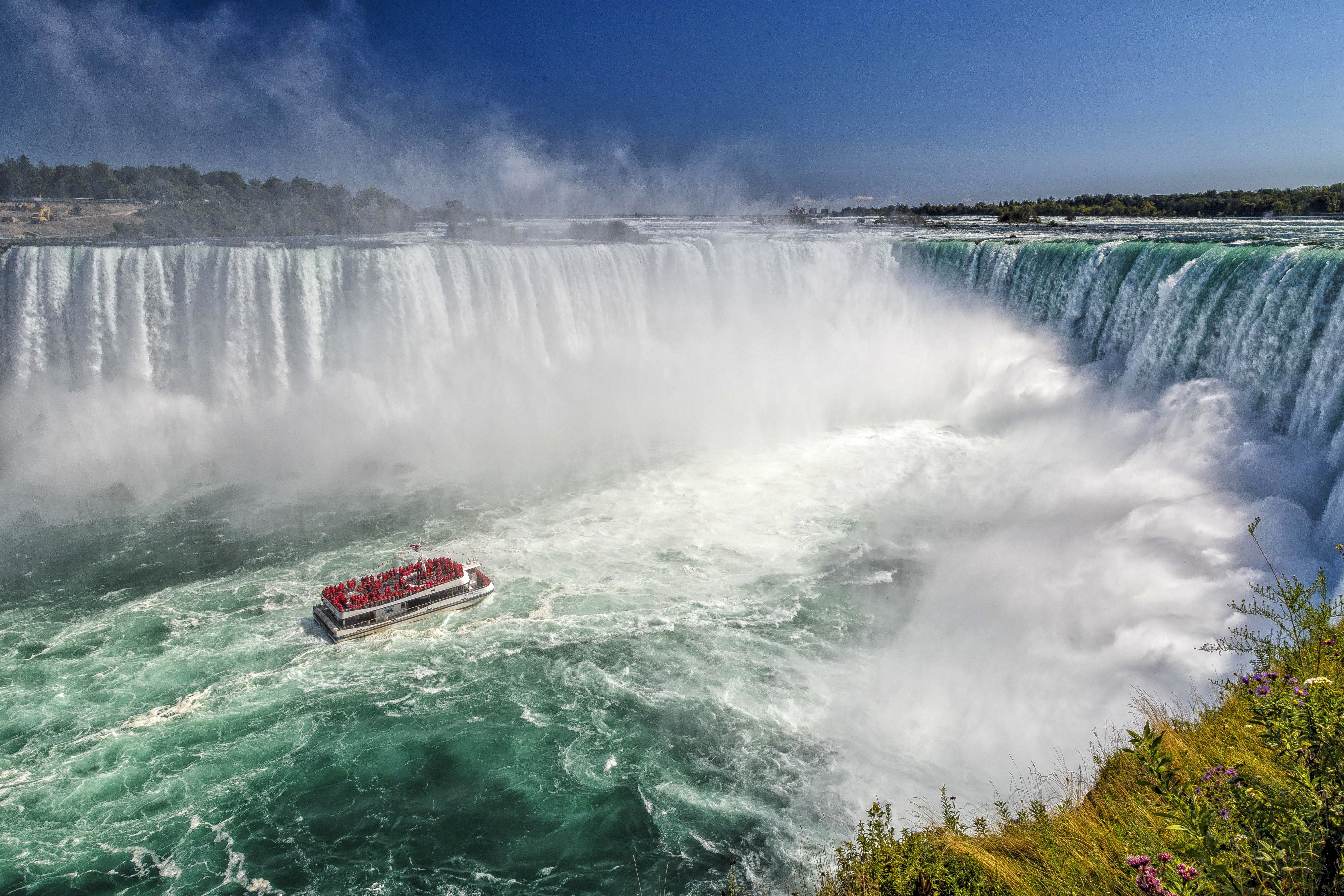Между какими озерами ниагарский водопад. Ниагарский водопад Канада. США Ниагара водопад. Ниагарский водопад - Niagara Falls. Ниагарский водопад (Ниагара-Фолс, провинция Онтарио).