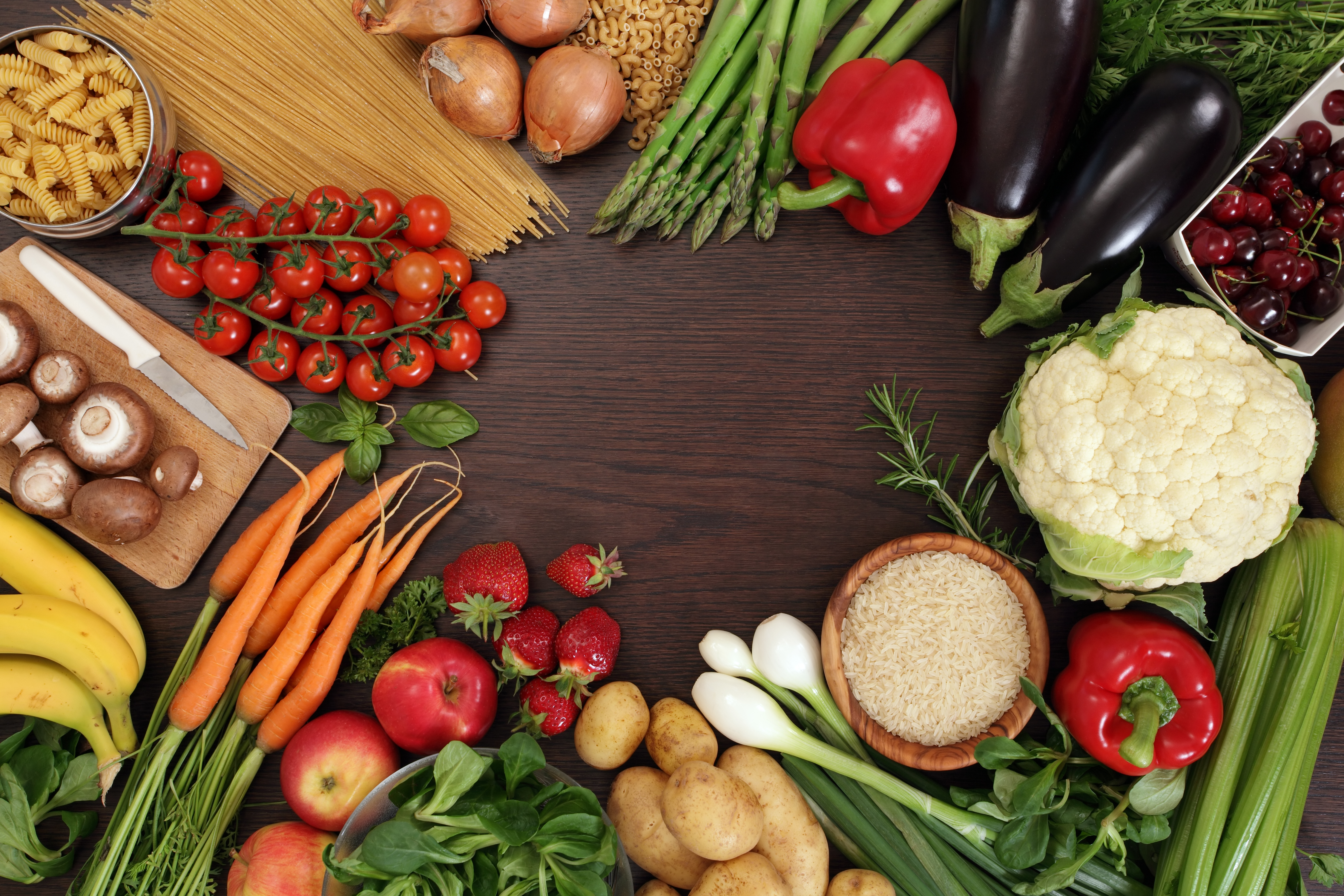 Продукты на растительной основе. Здоровая еда. Правильное питание. Продукты овощи. Здоровая и полезная пища.