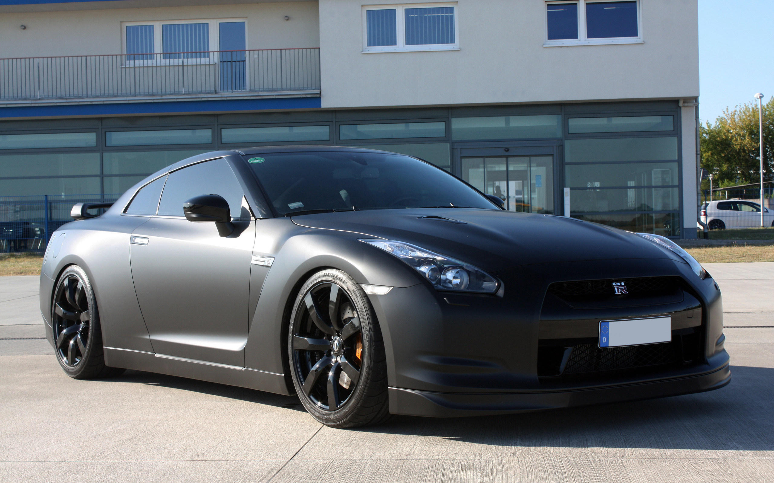 Nissan GTR r35 черный матовый