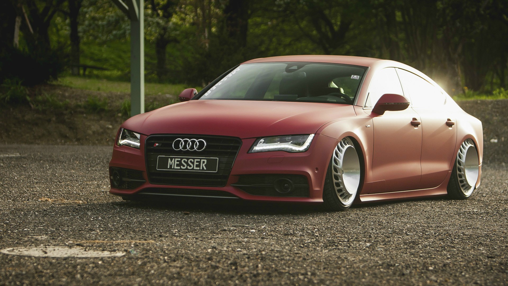 Audi r8 Matte Red