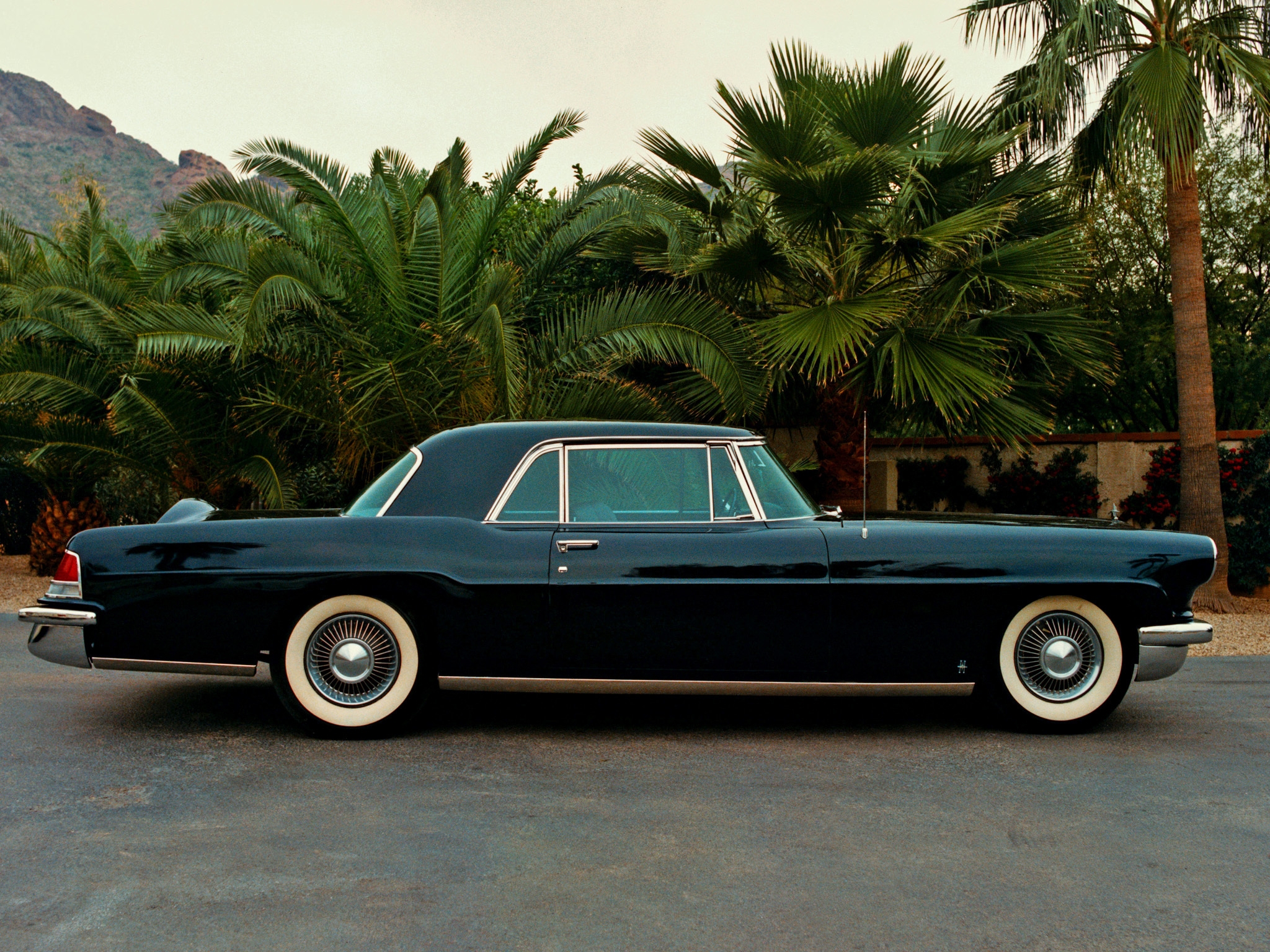 Линкольн кар. Lincoln Continental 1955. Lincoln Continental 1957. Continental машина Линкольн. Lincoln Continental 1200.