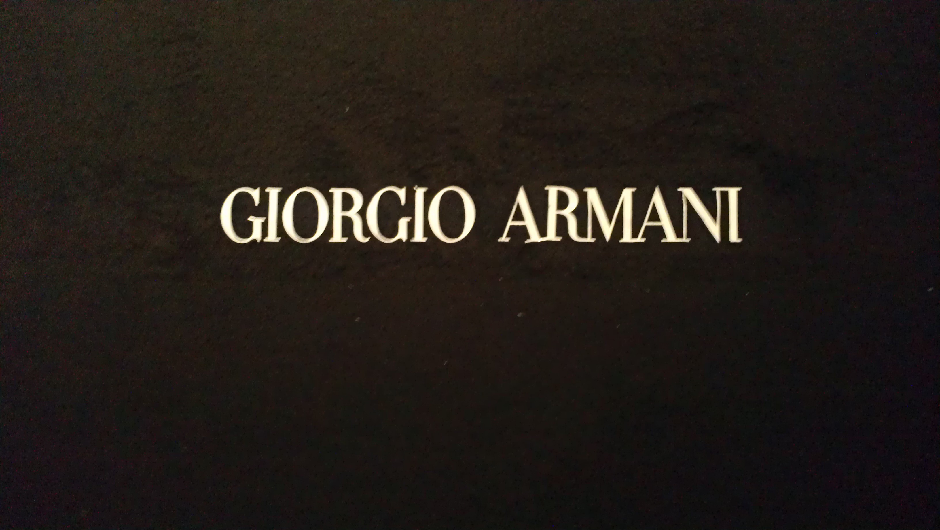 Only new. Джорджио Армани бренд. Giorgio Armani надпись. Гиоргио Армани бренд. Giorgio Armani логотип бренда.