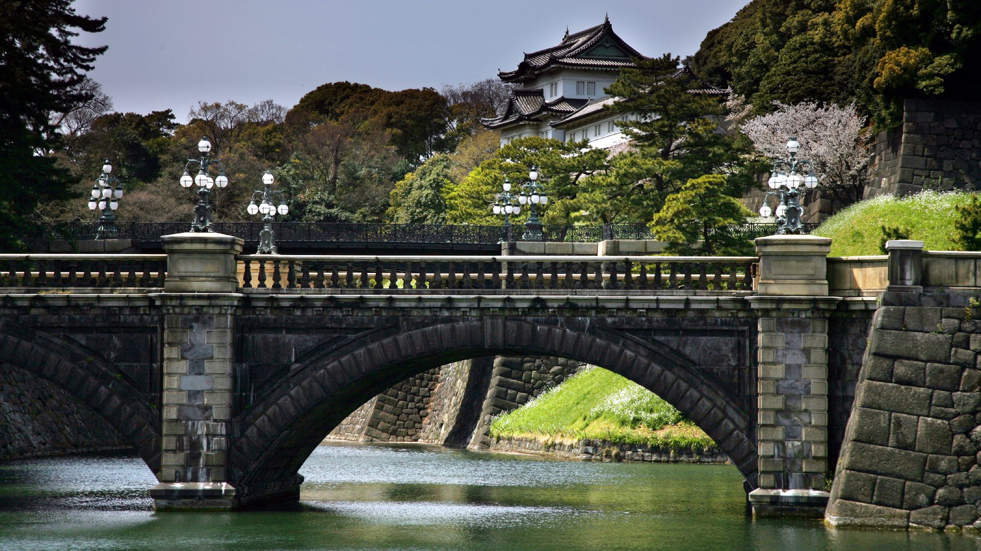 Реки Японии с мостами