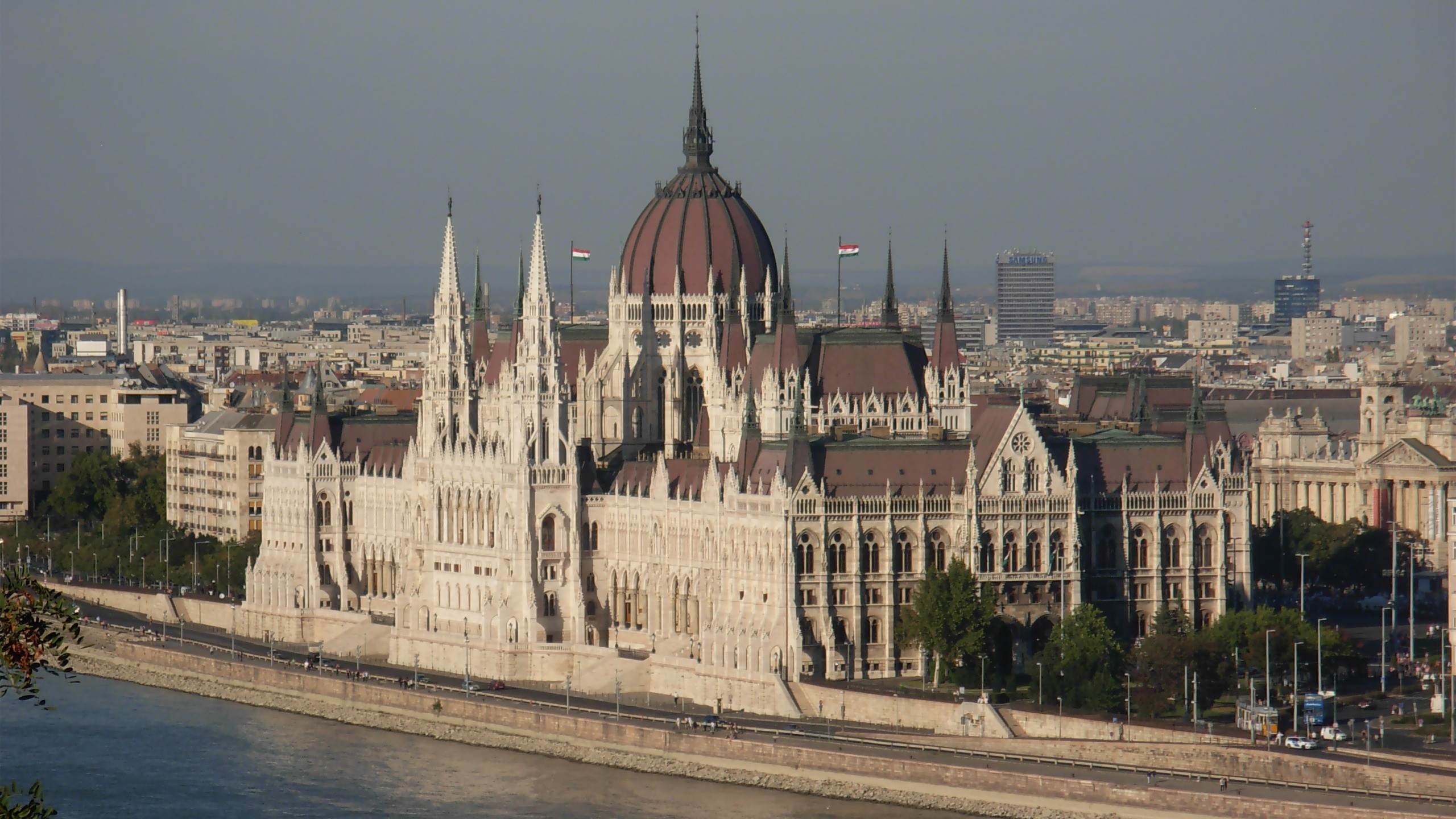 Здание парламента в будапеште фото