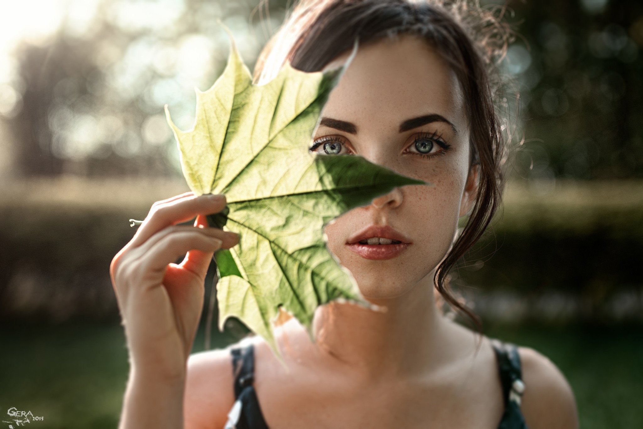креативные фото с листьями