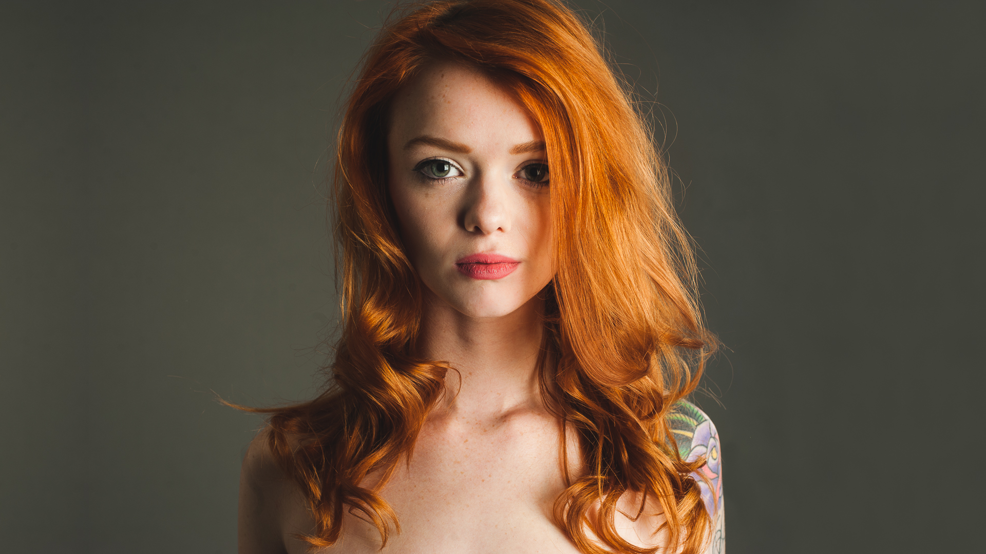 Wallpaper The red-haired model Julie Kennedy.