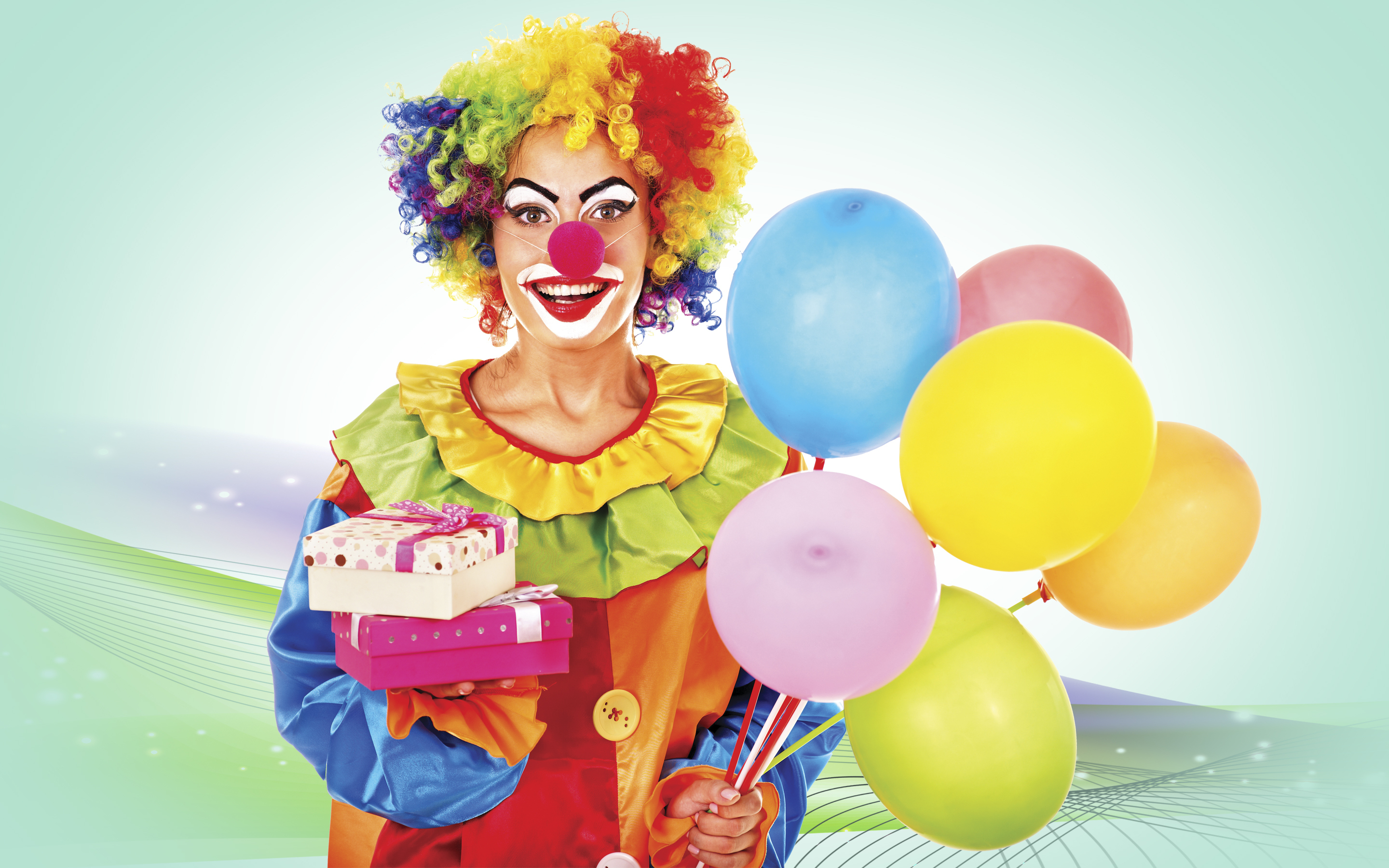Клоун с шарами. Праздник клоунов. Весёлые клоуны. Детский клоун на день рождения. Клоун на детском празднике.