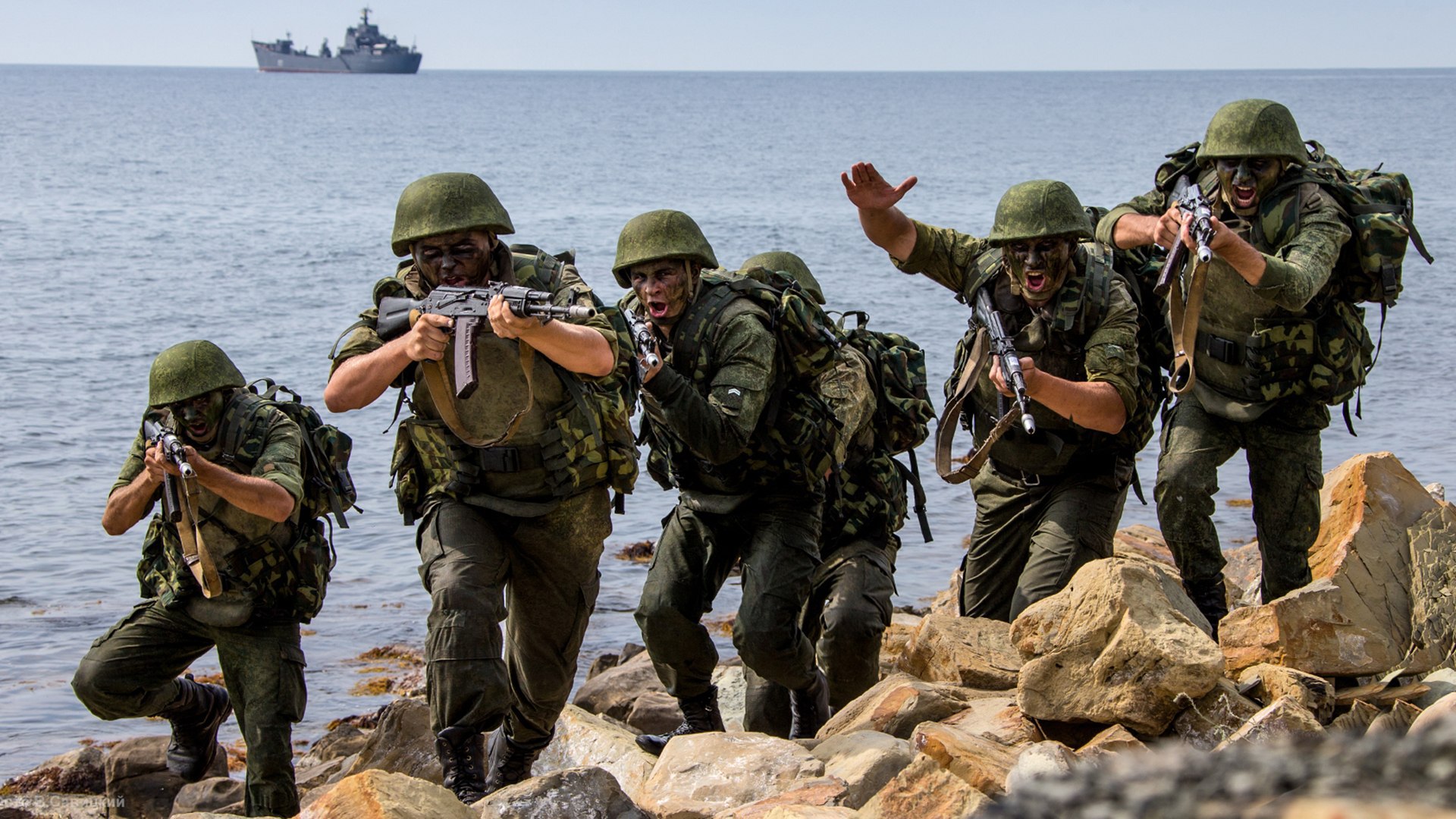 Военно морской десант. Морская пехота ВМФ РФ. Десант морской пехоты РФ. Спецназ морской пехоты России.