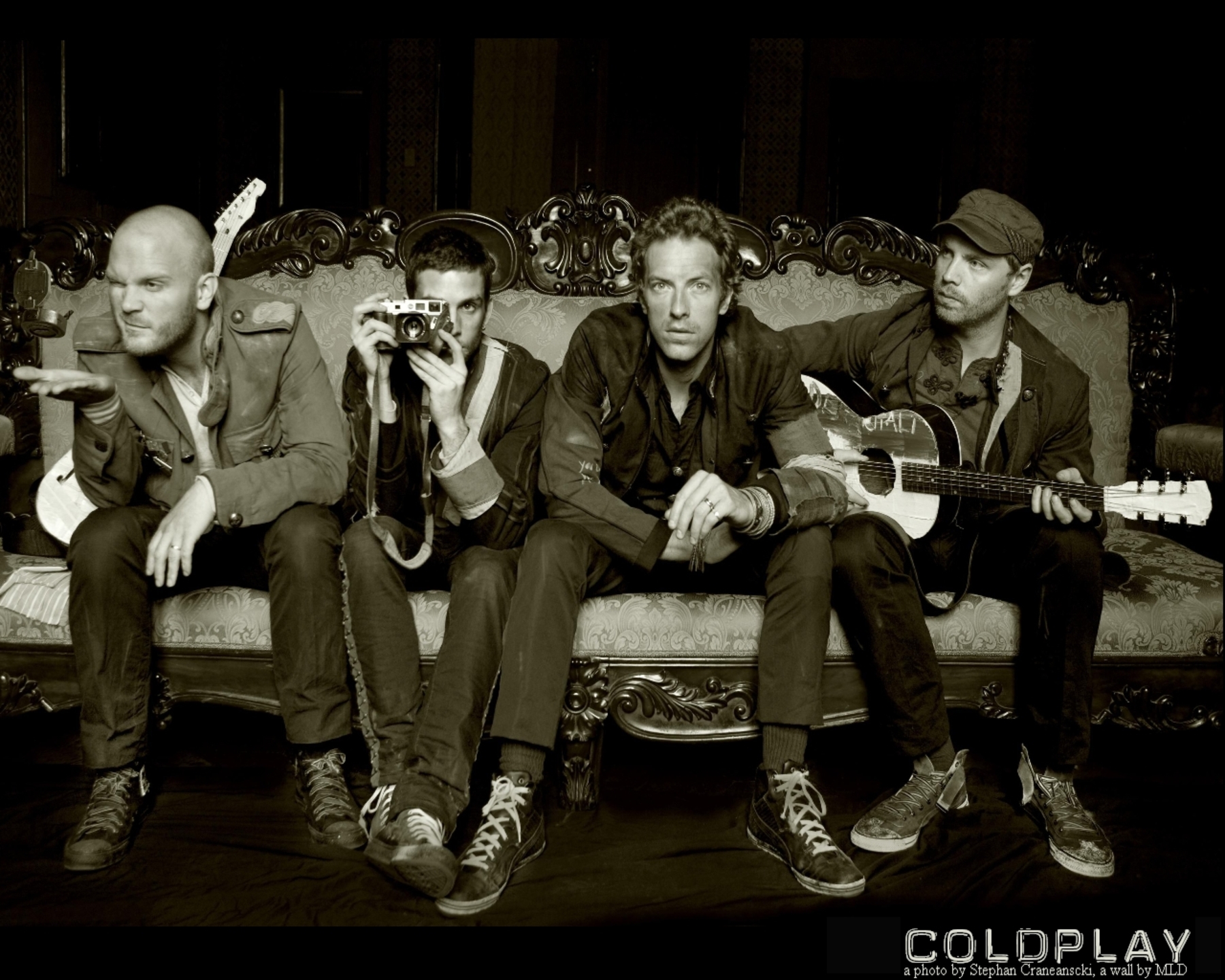 Колдплей песни. Coldplay. Coldplay стиль. Coldplay в молодости. Charlie Brown Coldplay.