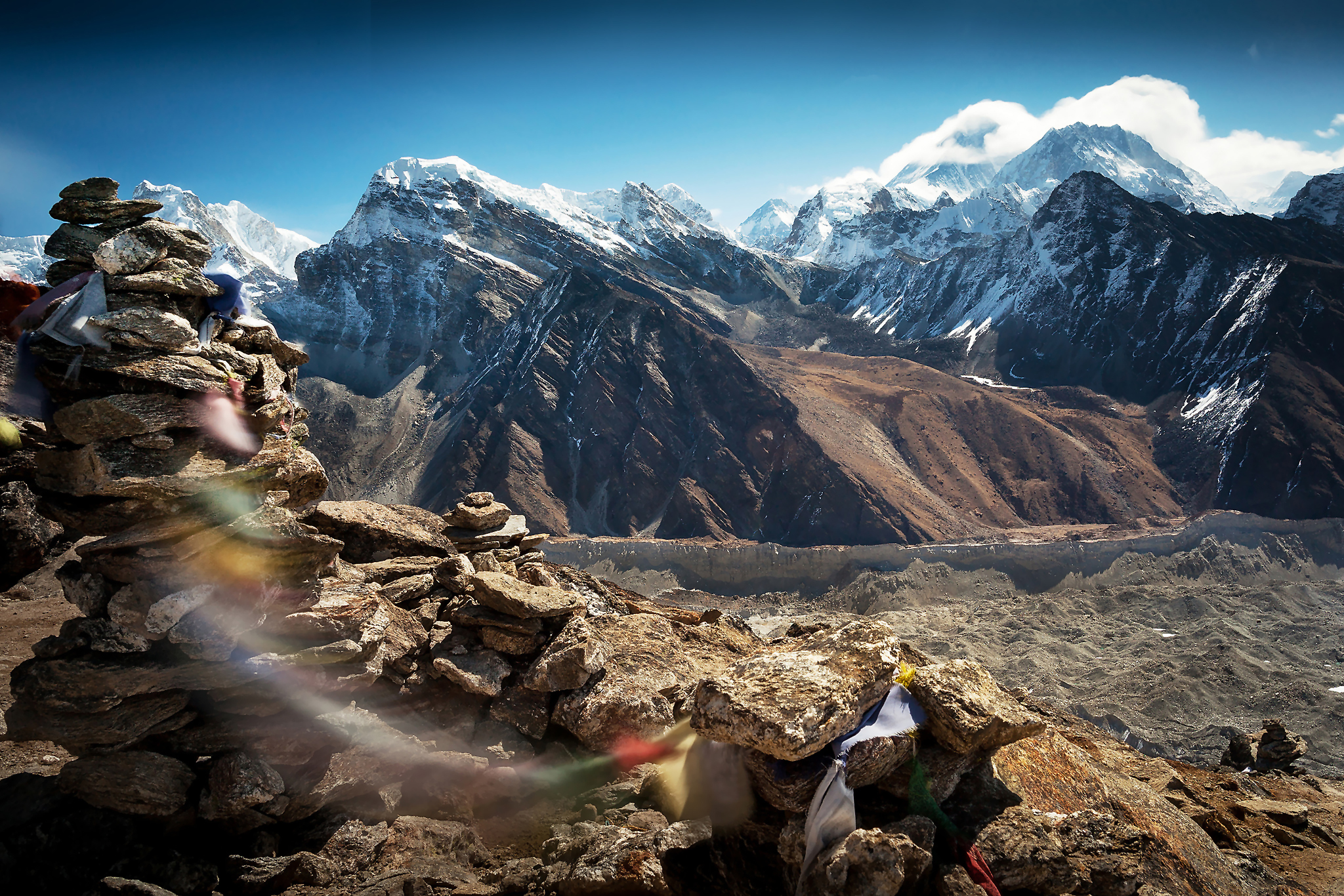 Гималаи море. Тибет Эверест Гималаи. Долина Сивана Гималаи. Тибет Гималаи Лхаса. Сино-тибетские горы.