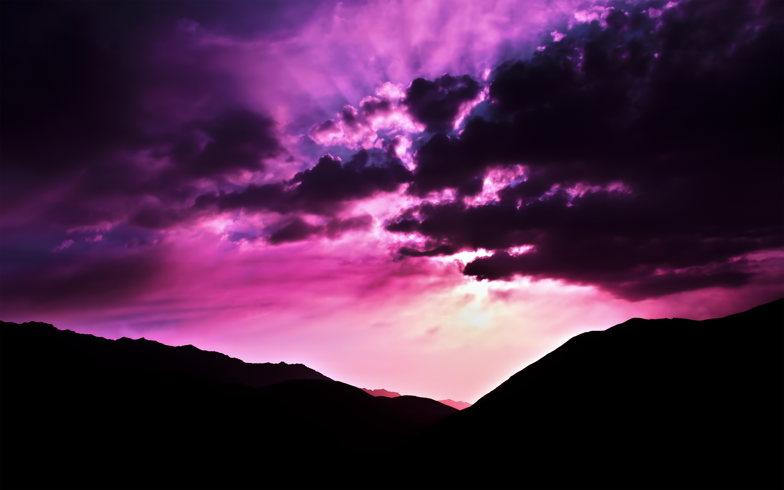 Фиолетовый обои картинки. Фиолетовое небо. Фиолетовый закат. Фиолетовое облако. Красивый фиолетовый.