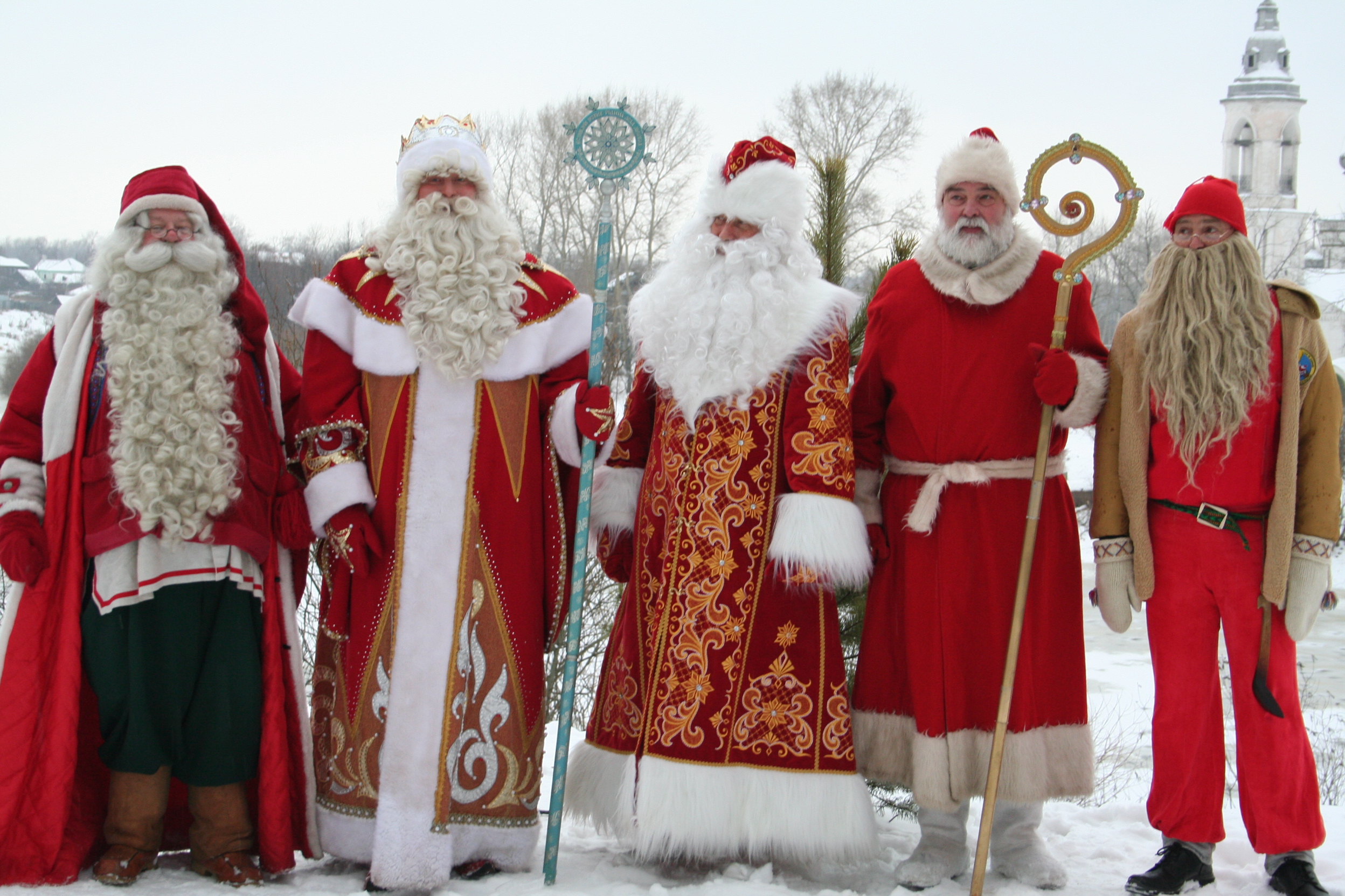 Народы россии новый год. Дед Мороз. Леди Мороз.