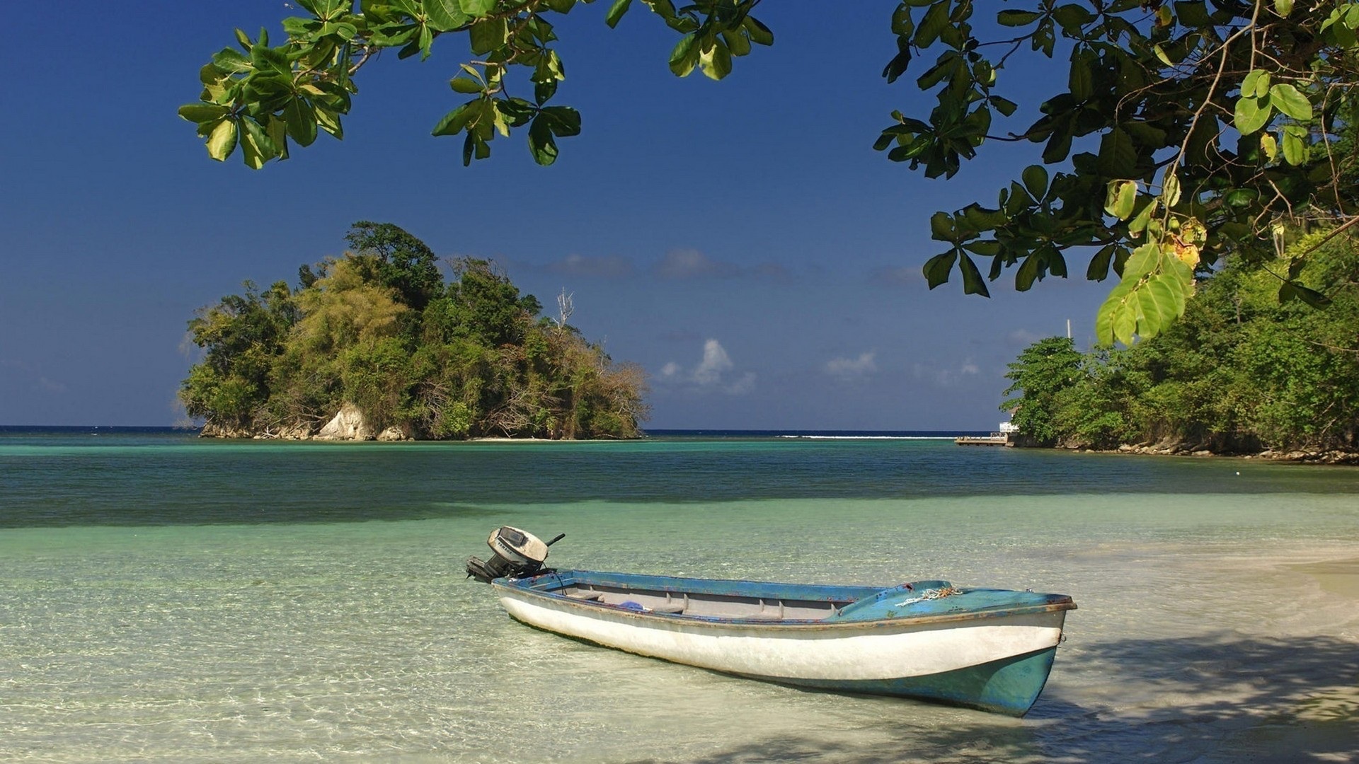 Boat island. Остров Ямайка. Карибское море Ямайка. Остров Ямайка картинки. Гаити и Ямайка.