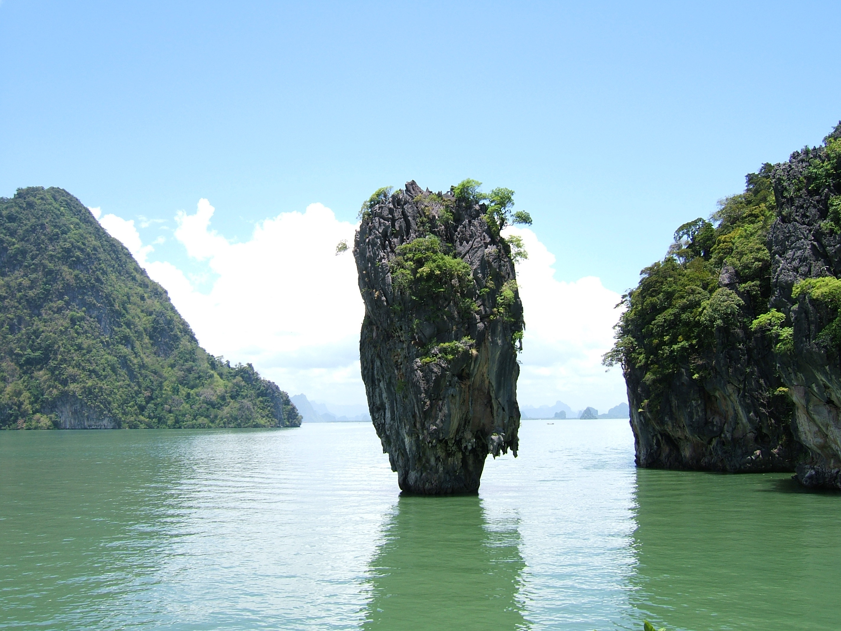 James bond island