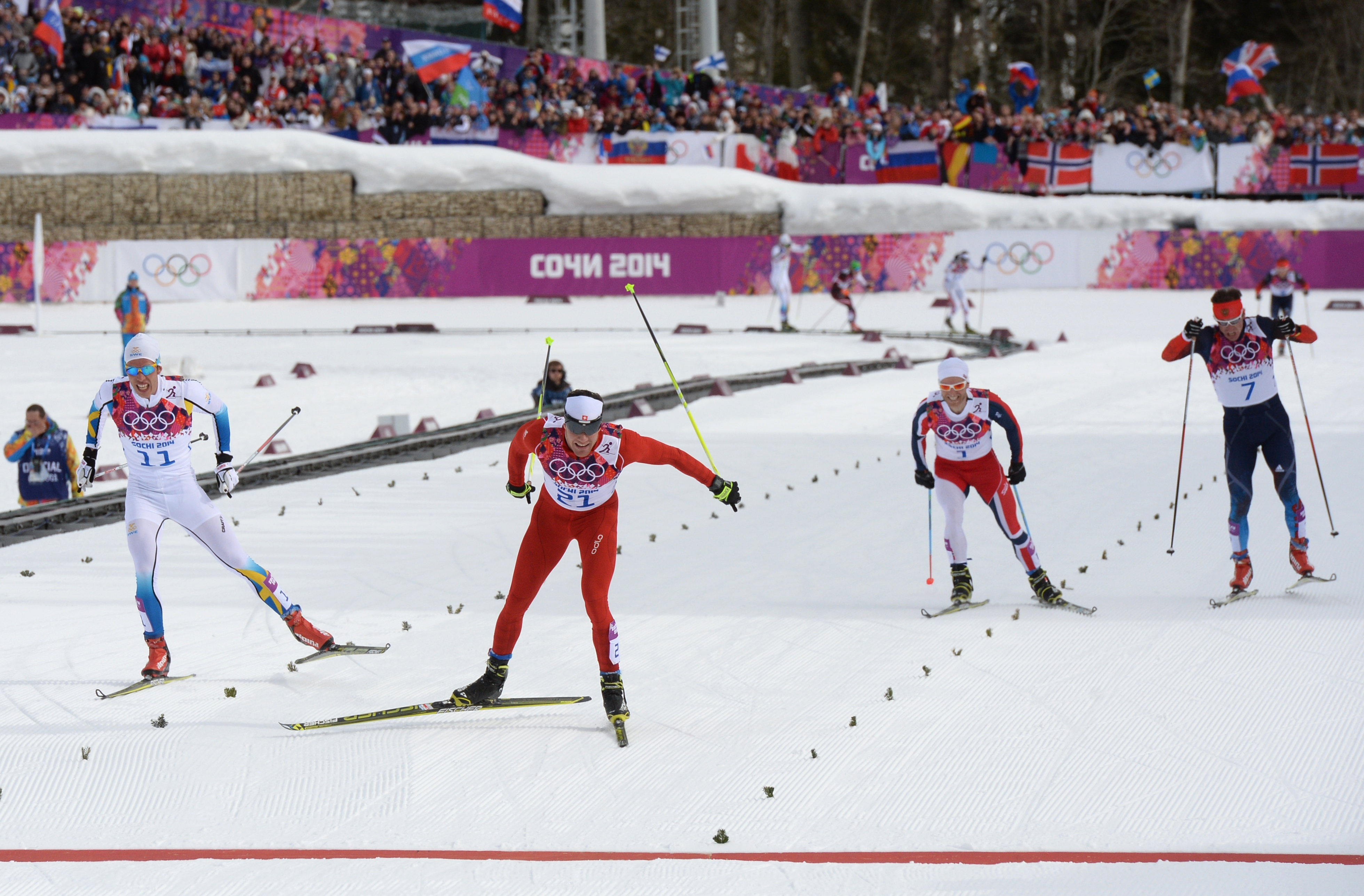 Ои лыжные. Лыжные гонки Сочи 2014. Зимние Олимпийские игры лыжные гонки.