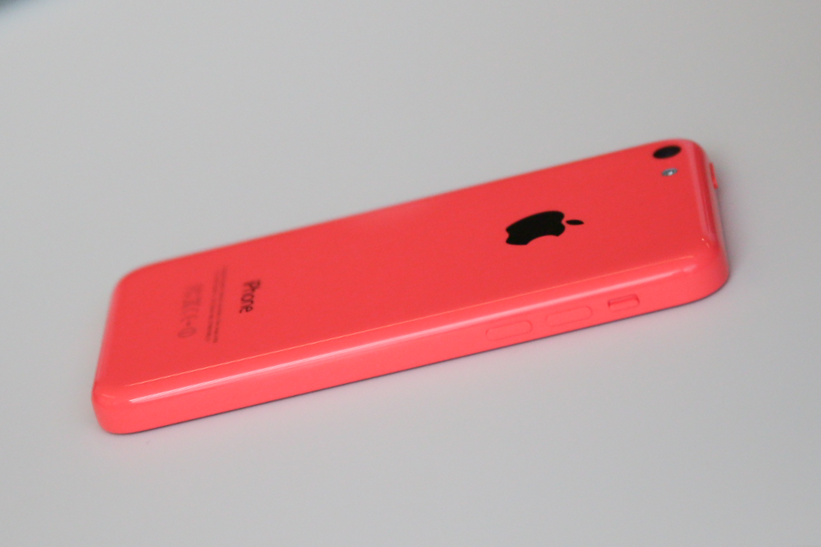 Высокого 5 c. Iphone 5c красный. Iphone 5c красный 32 GB. Айфон 5 красный. Iphone 5 Red.