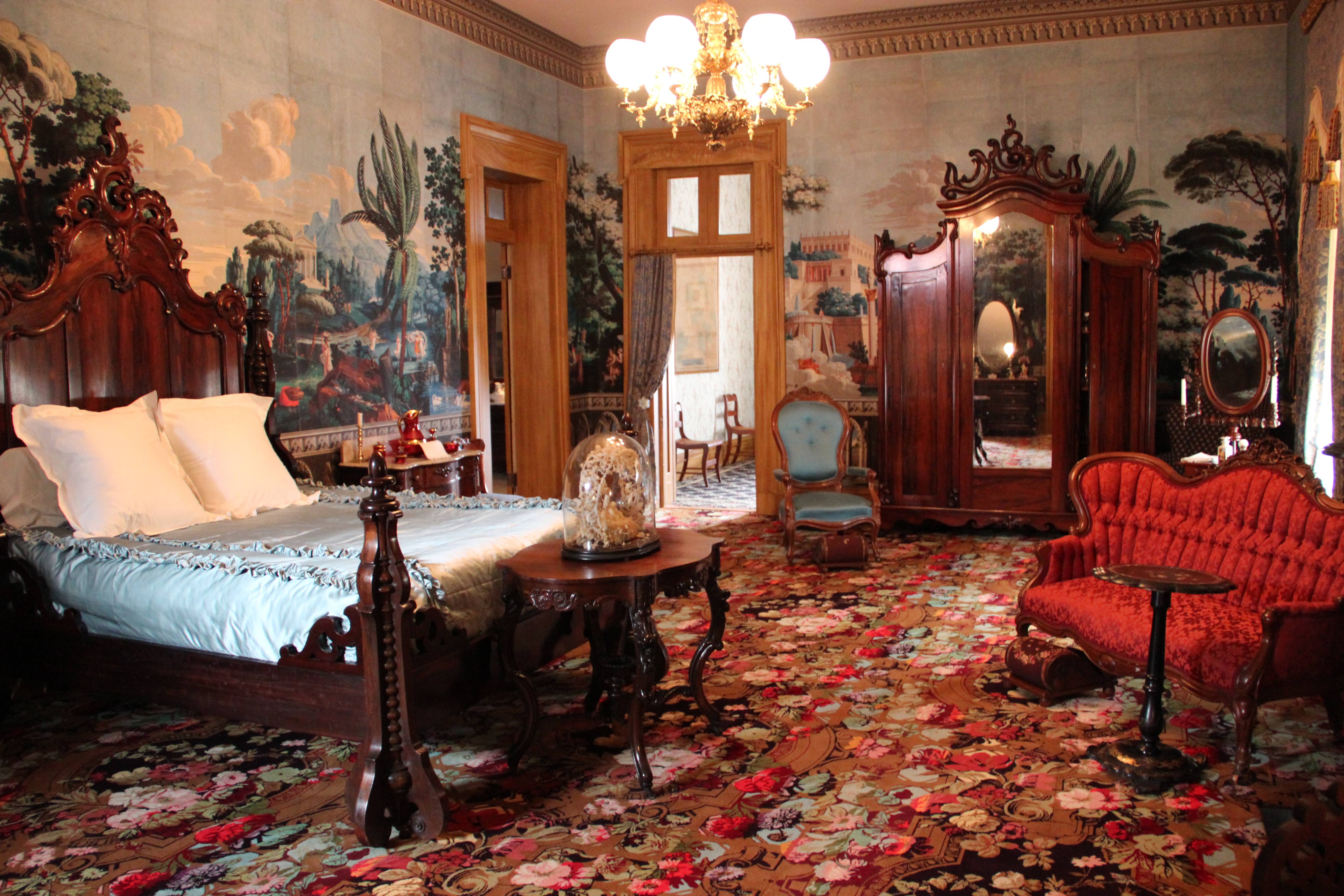 комната в стиле 19 века